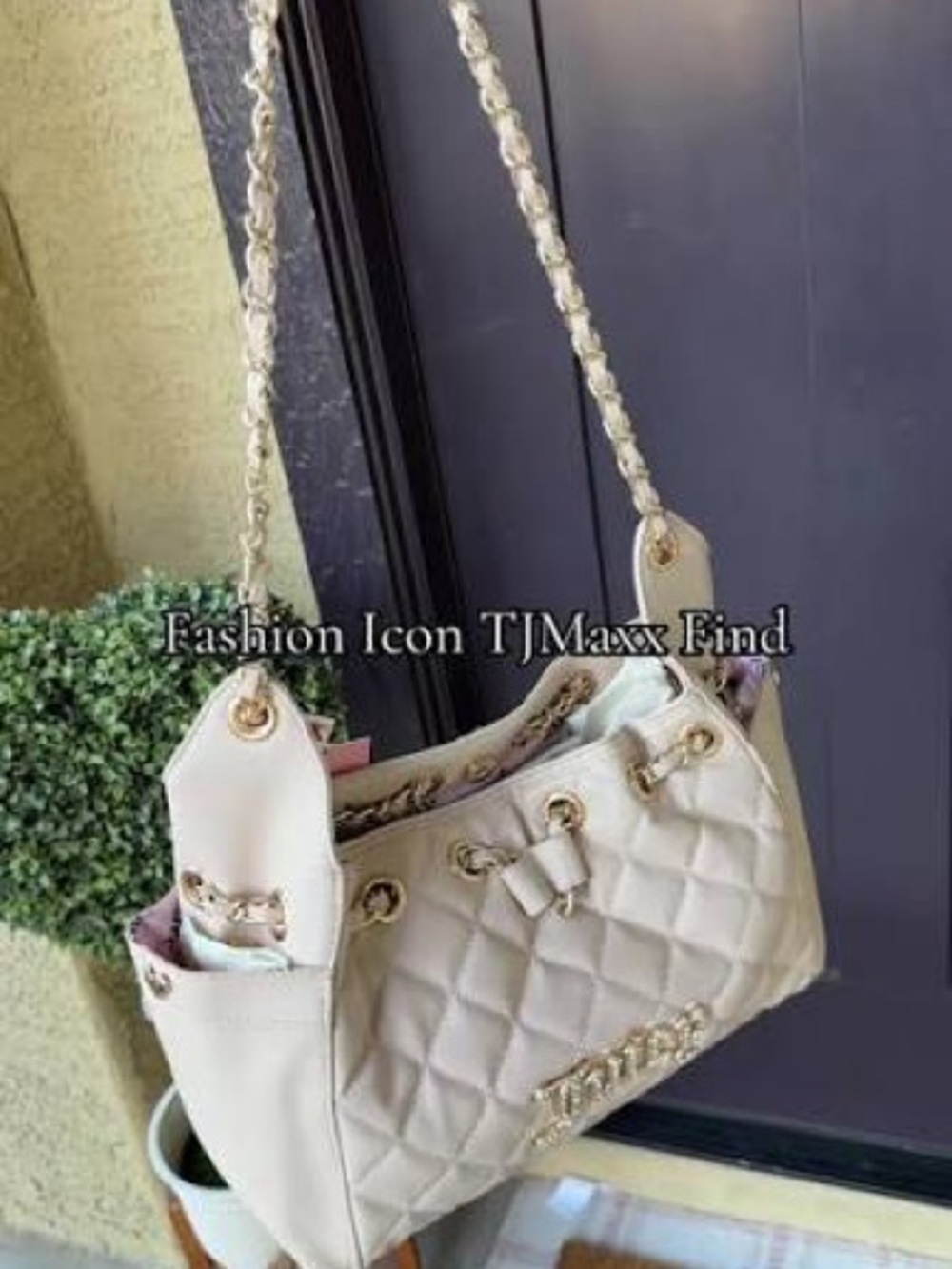 Juicy Couture Quilted Cream Shoulder Bag with Chain Details